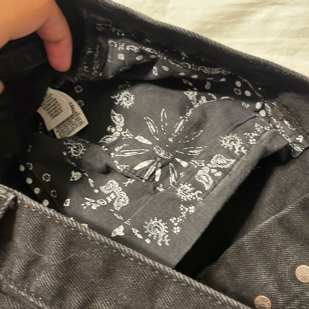 We the Free Black Cut Off Denim Shorts - Picture 5 of 6